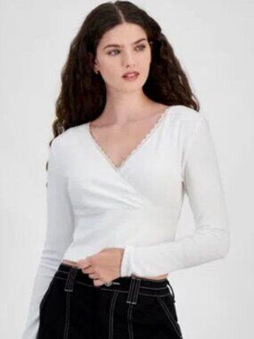 Sugar Moon Juniors' Rib-Knit Surplice Top white Size S